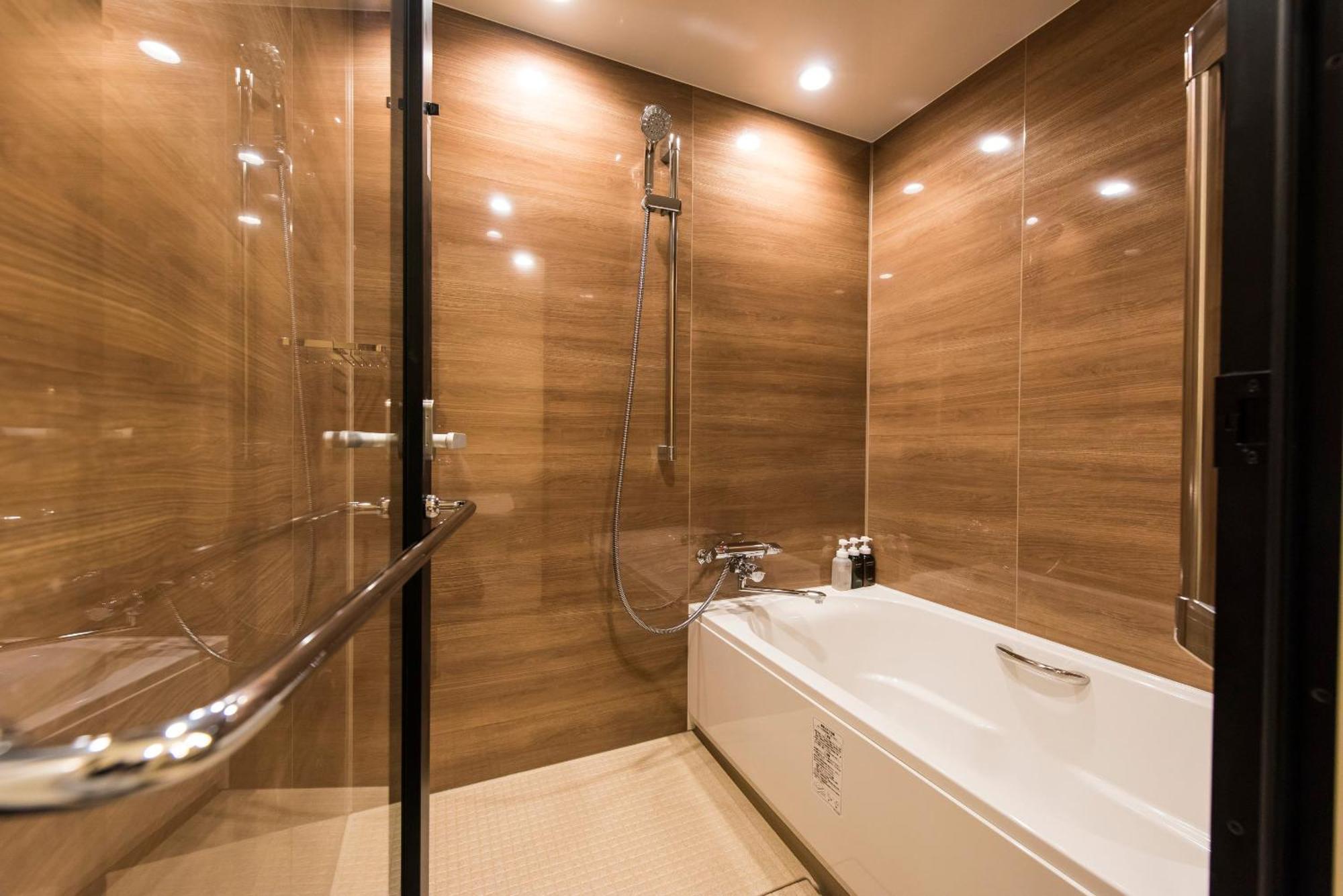 Premium Twin Room,1565550541:JPEG